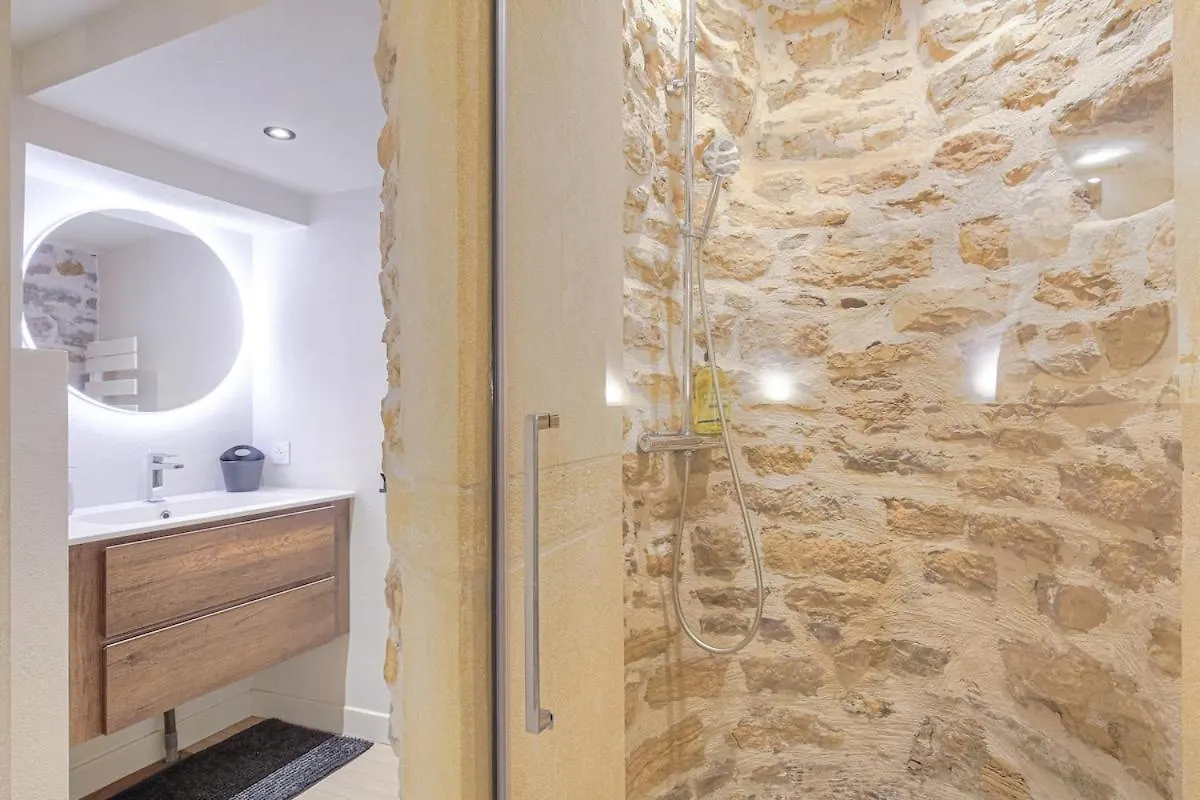 Apartman Le Cocon Du Papillon Bleu I 2 Suites Parentales Avec Terrasse En Plein Coeur De Lyon I Parking Inclus Franciaország